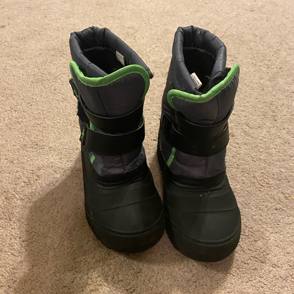 Boys snow boots